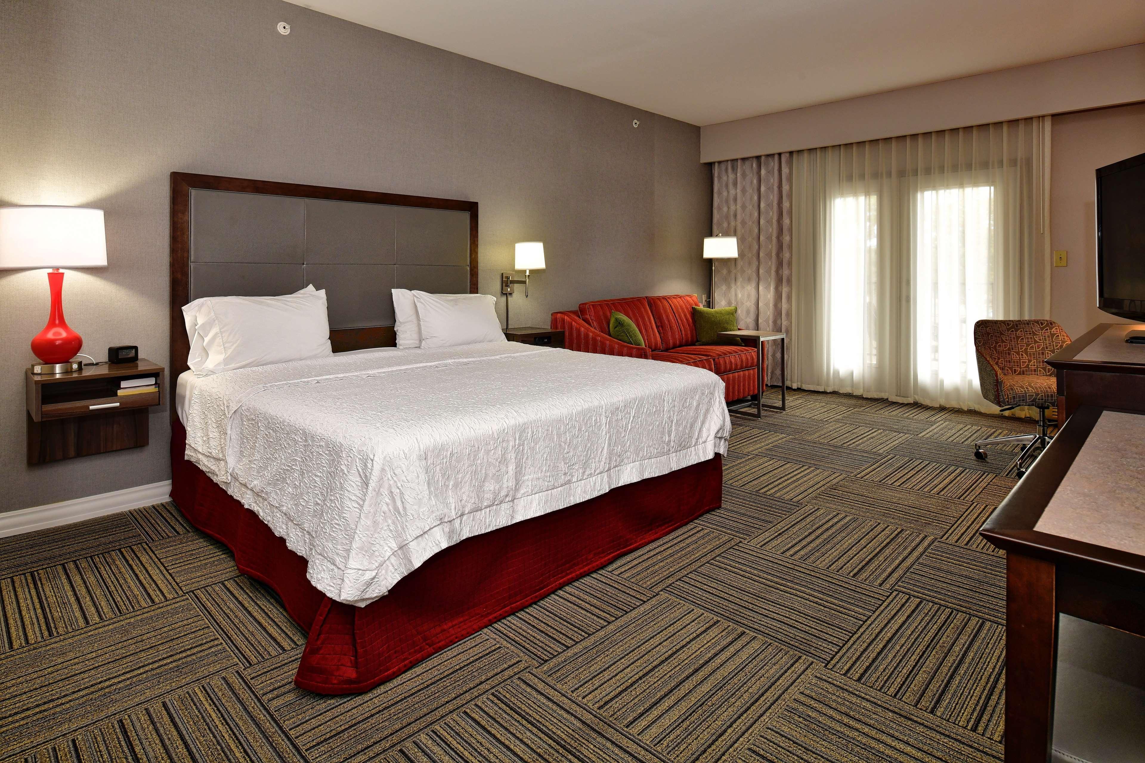 Hampton Inn & Suites Fredericksburg Ngoại thất bức ảnh