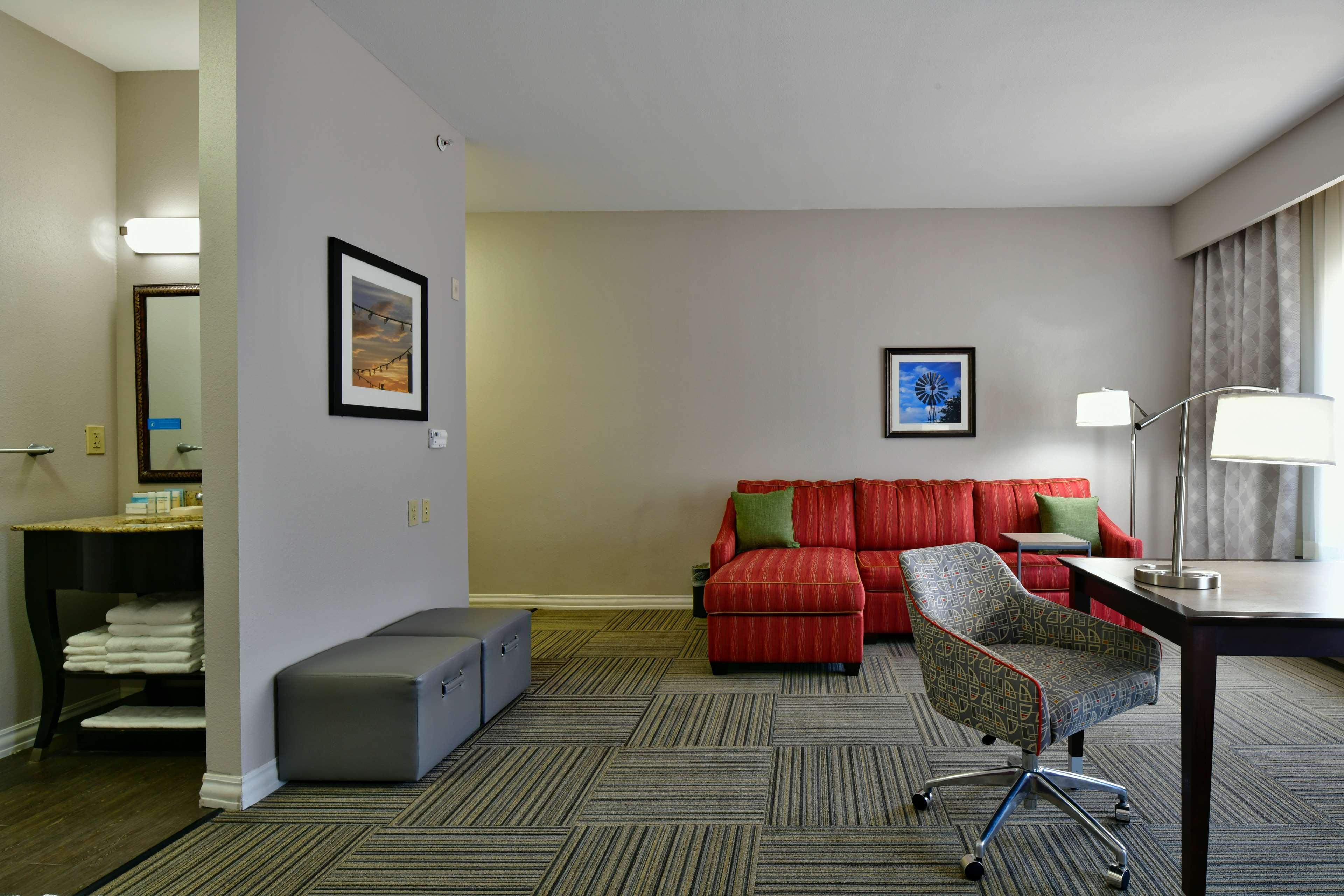 Hampton Inn & Suites Fredericksburg Ngoại thất bức ảnh