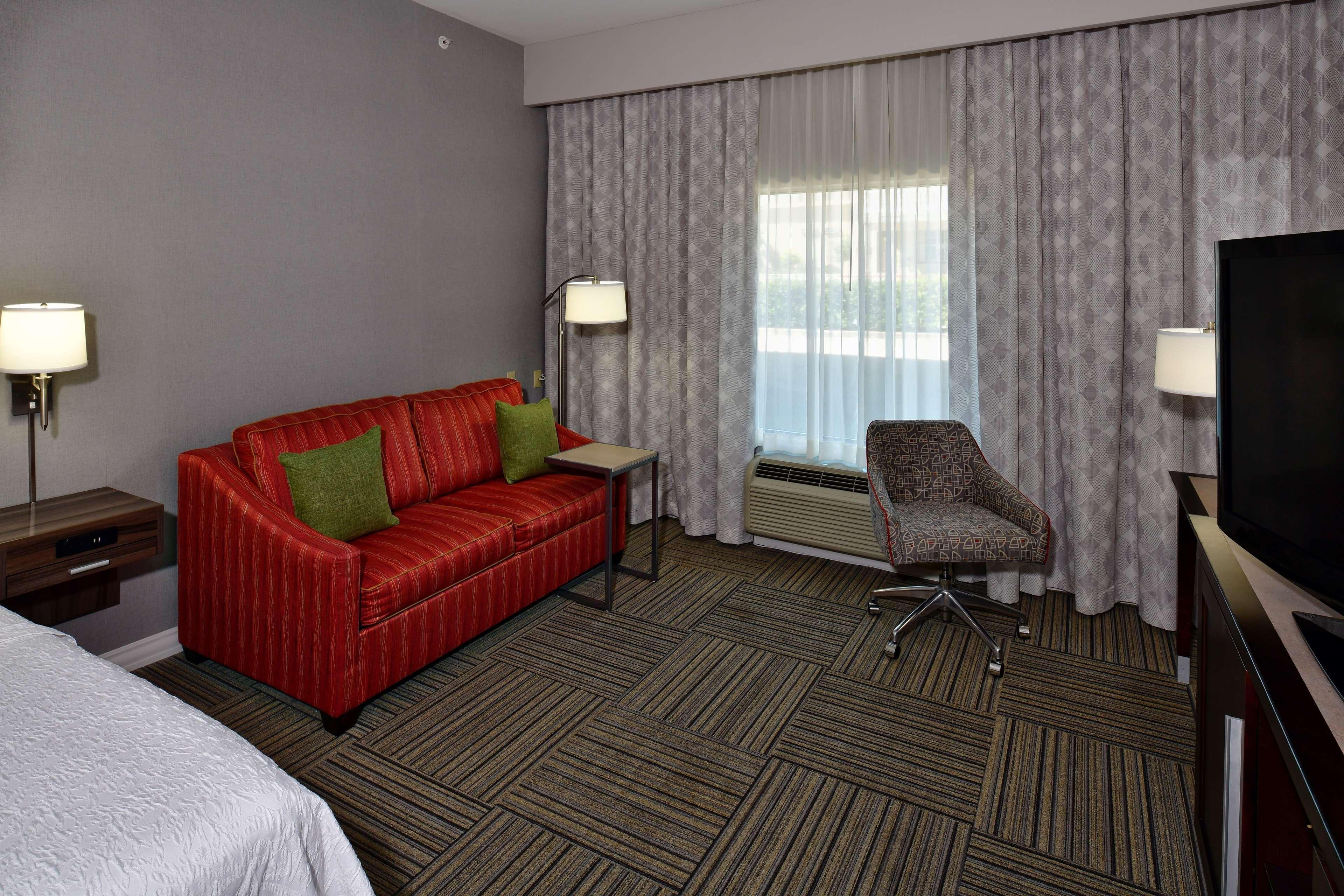 Hampton Inn & Suites Fredericksburg Ngoại thất bức ảnh