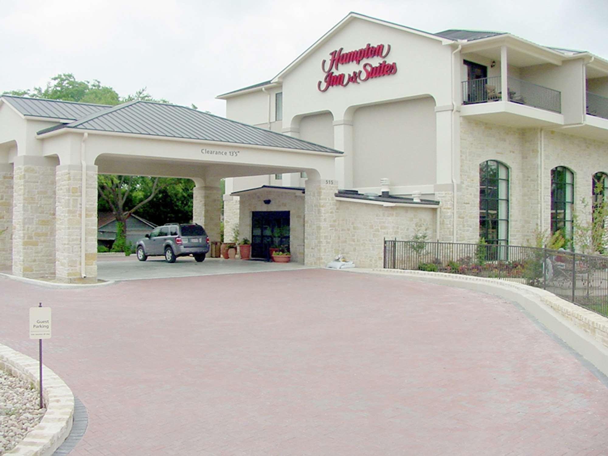 Hampton Inn & Suites Fredericksburg Ngoại thất bức ảnh