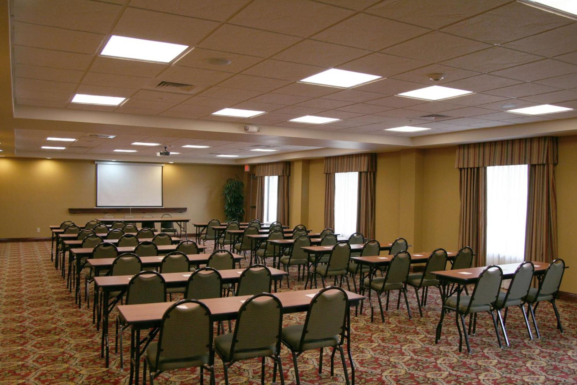 Hampton Inn & Suites Fredericksburg Ngoại thất bức ảnh