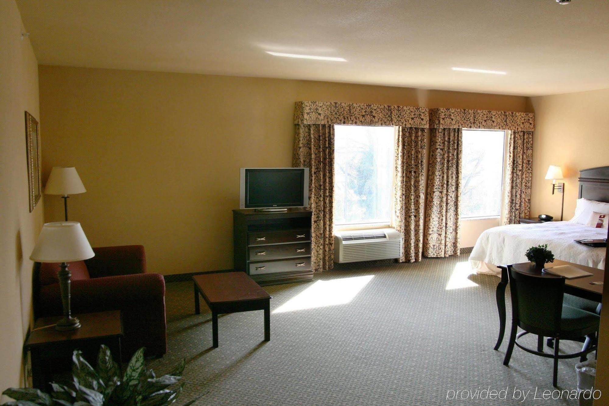 Hampton Inn & Suites Fredericksburg Phòng bức ảnh